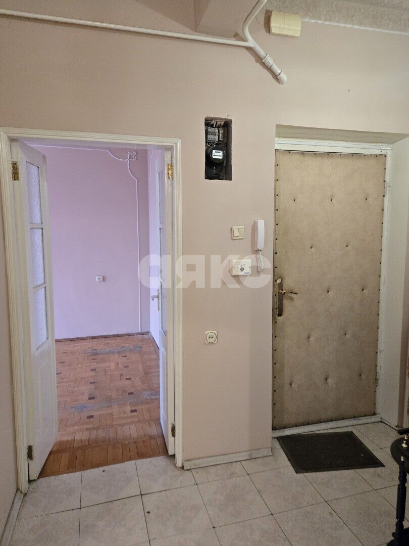 Фото №13: 3-комнатная квартира <span class="whitespace-nowrap">72 м²</span>, <span class="whitespace-nowrap">3/5 эт.</span> - Краснодар, Центральный внутригородской округ, мкр. Центральный, ул. Орджоникидзе, 56