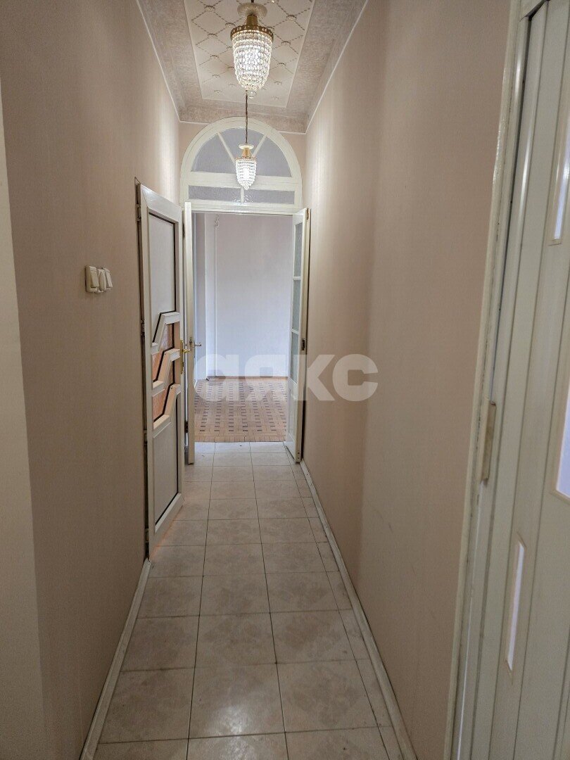 Фото №15: 3-комнатная квартира <span class="whitespace-nowrap">72 м²</span>, <span class="whitespace-nowrap">3/5 эт.</span> - Краснодар, Центральный внутригородской округ, мкр. Центральный, ул. Орджоникидзе, 56
