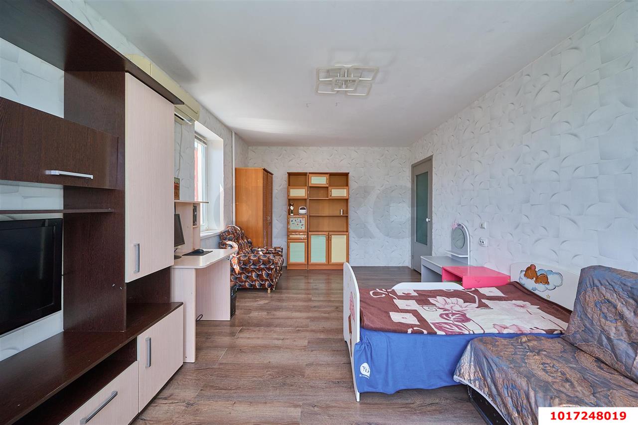 Фото №2: 1-комнатная квартира <span class="whitespace-nowrap">43 м²</span>, <span class="whitespace-nowrap">11/16 эт.</span> - Краснодар, Прикубанский внутригородской округ, мкр. Завод Измерительных Приборов, ул. Московская, 94