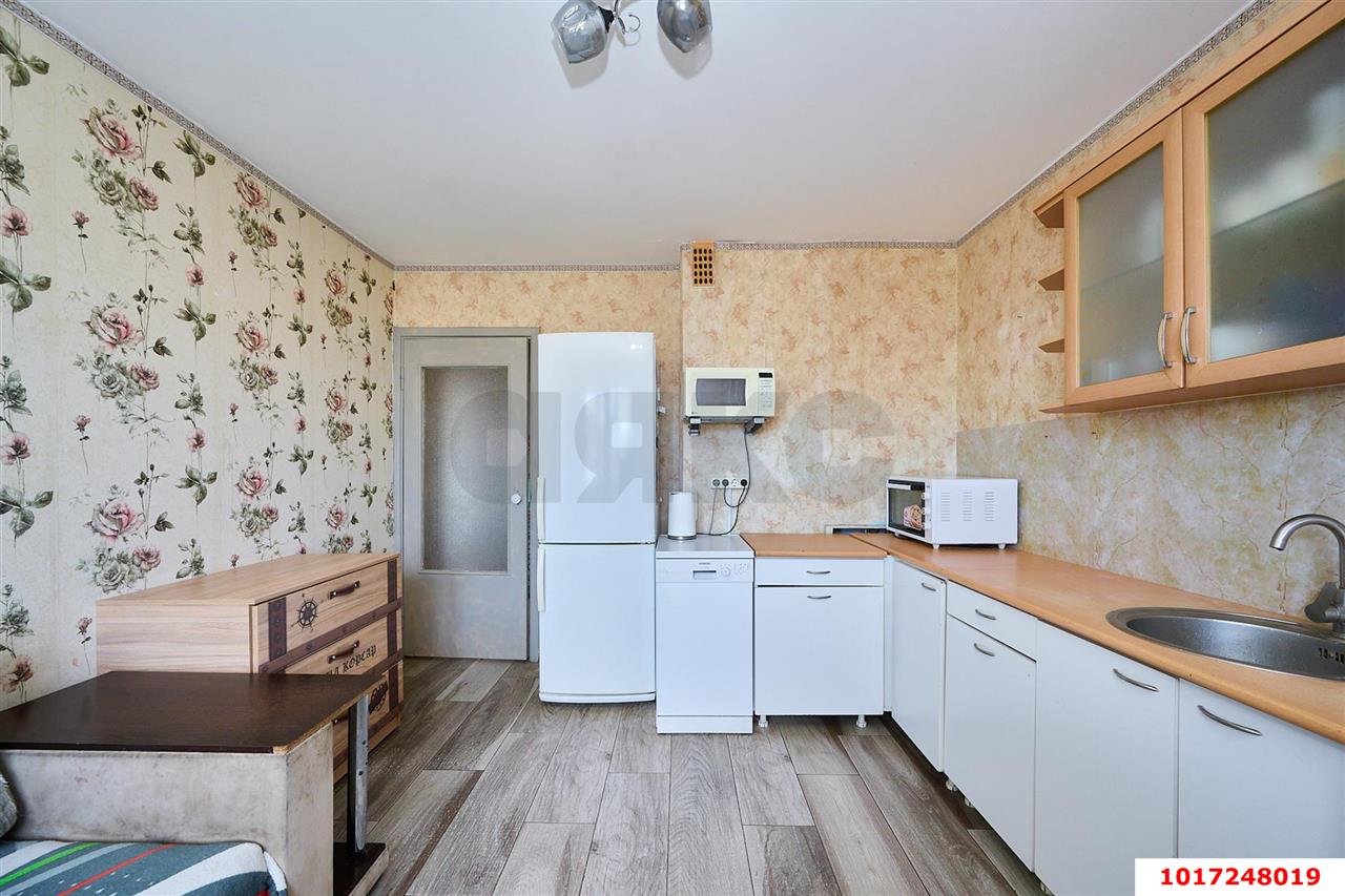Фото №11: 1-комнатная квартира <span class="whitespace-nowrap">43 м²</span>, <span class="whitespace-nowrap">11/16 эт.</span> - Краснодар, Прикубанский внутригородской округ, мкр. Завод Измерительных Приборов, ул. Московская, 94
