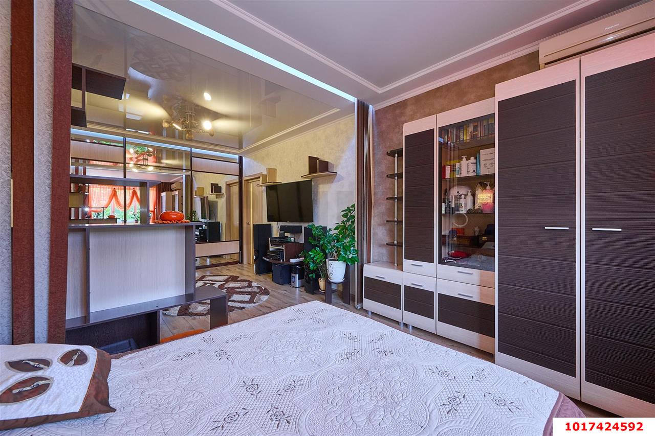 Фото №5: 1-комнатная квартира <span class="whitespace-nowrap">51 м²</span>, <span class="whitespace-nowrap">3/17 эт.</span> - Краснодар, Центральный внутригородской округ, ЖК Покровский, мкр. Центральный, ул. Березанская, 89