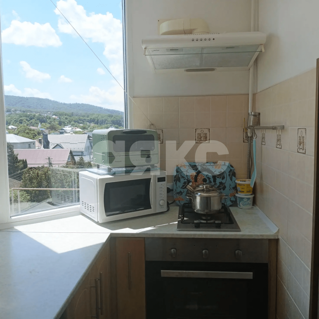 Фото №4: 1-комнатная квартира 50 м² - Горячий Ключ, мкр. Курортная Зона, ул. Кучерявого, 40
