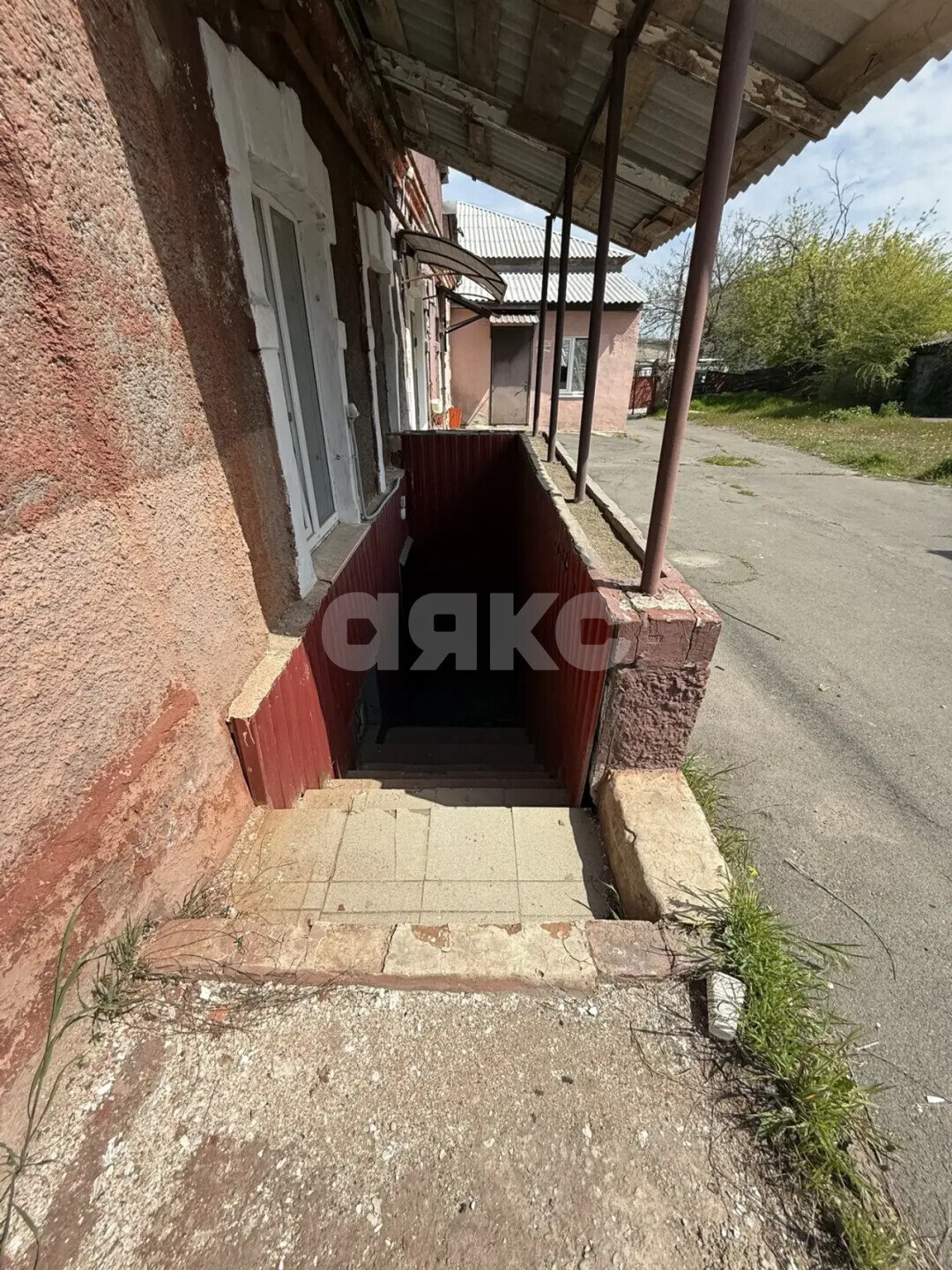 Фото №4: Коммерция <span class="whitespace-nowrap">54 м²</span>, <span class="whitespace-nowrap">-1/1 эт.</span> - Мариуполь, р. Жовтневый, ул. Николаевская