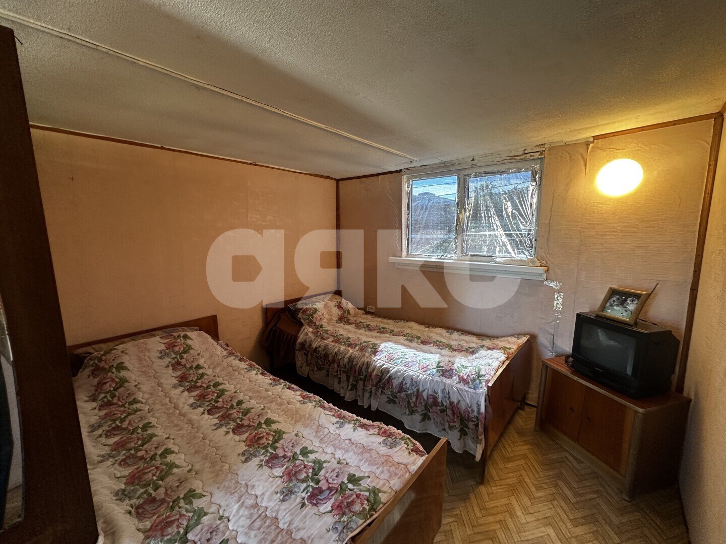 Фото №10: Дом <span class="whitespace-nowrap">60 м²</span> <span class="whitespace-nowrap">+ 3.53 сот.</span>, <span class="whitespace-nowrap">2 эт.</span> - Белосарайская Коса, ул. Азовская