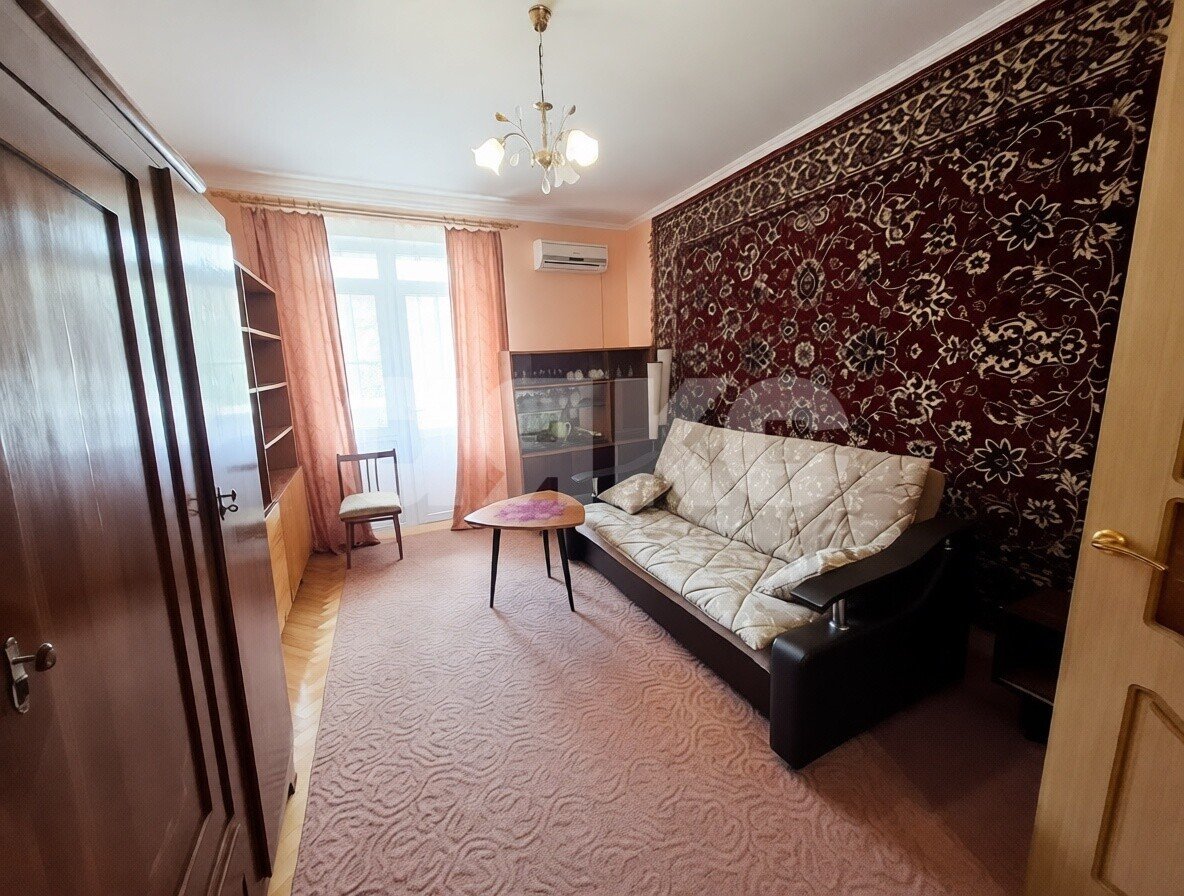 Фото №5: 3-комнатная квартира 69 м² - Майкоп, мкр. Центр, ул. Краснооктябрьская, 21