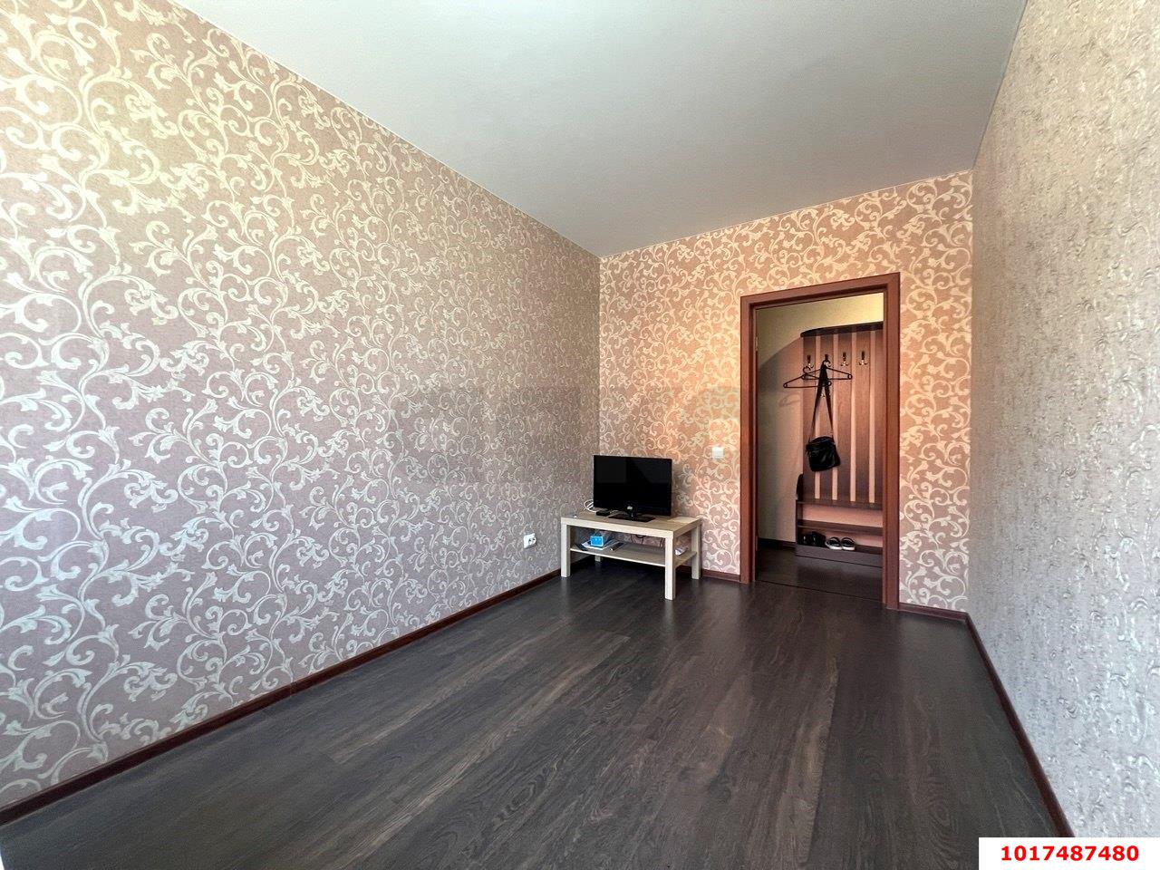 Фото №3: 1-комнатная квартира <span class="whitespace-nowrap">34 м²</span>, <span class="whitespace-nowrap">2/6 эт.</span> - Российский, мкр. Прикубанский внутригородской округ, ул. Заводовского, 23