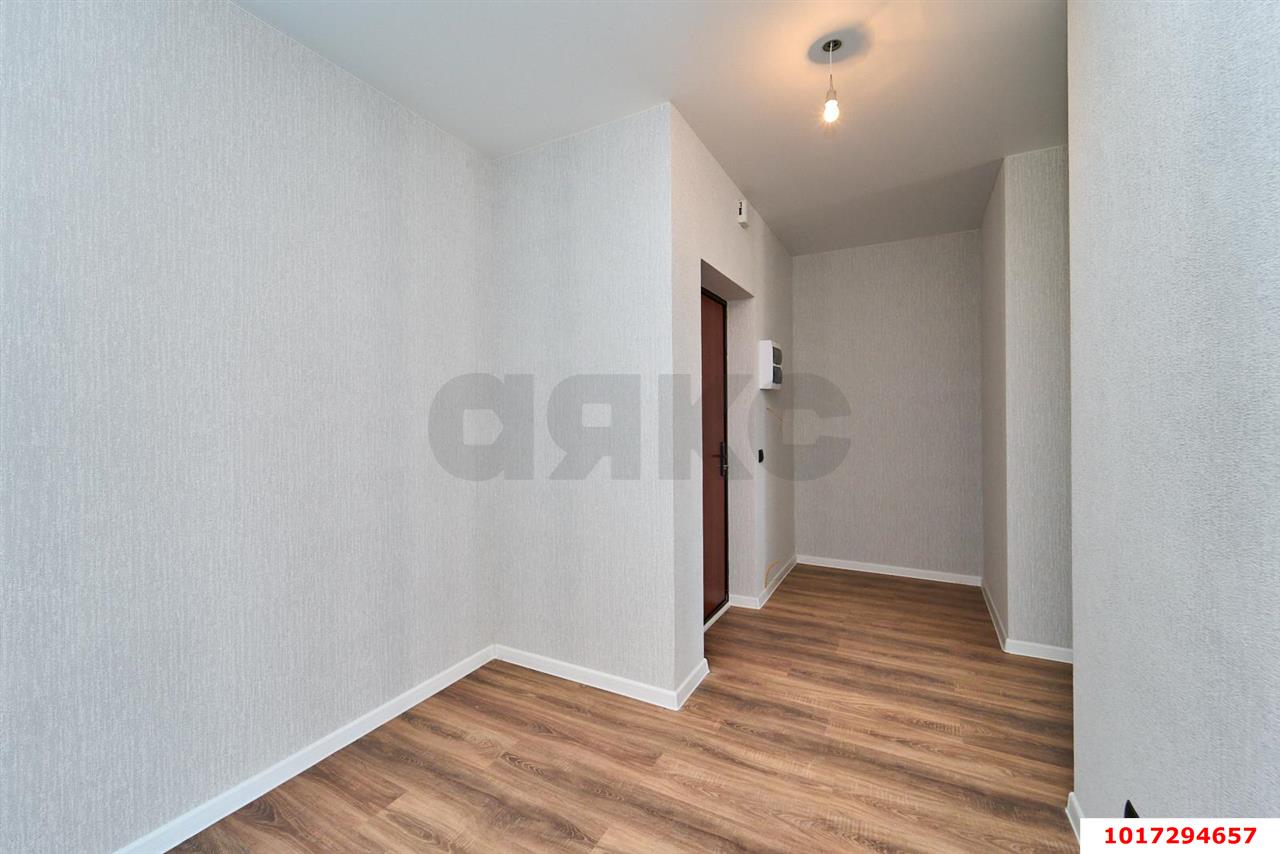 Фото №2: 1-комнатная квартира <span class="whitespace-nowrap">42 м²</span>, <span class="whitespace-nowrap">15/16 эт.</span> - Краснодар, Прикубанский внутригородской округ, мкр. 2-я Площадка, ул. Ветеранов, 85к2