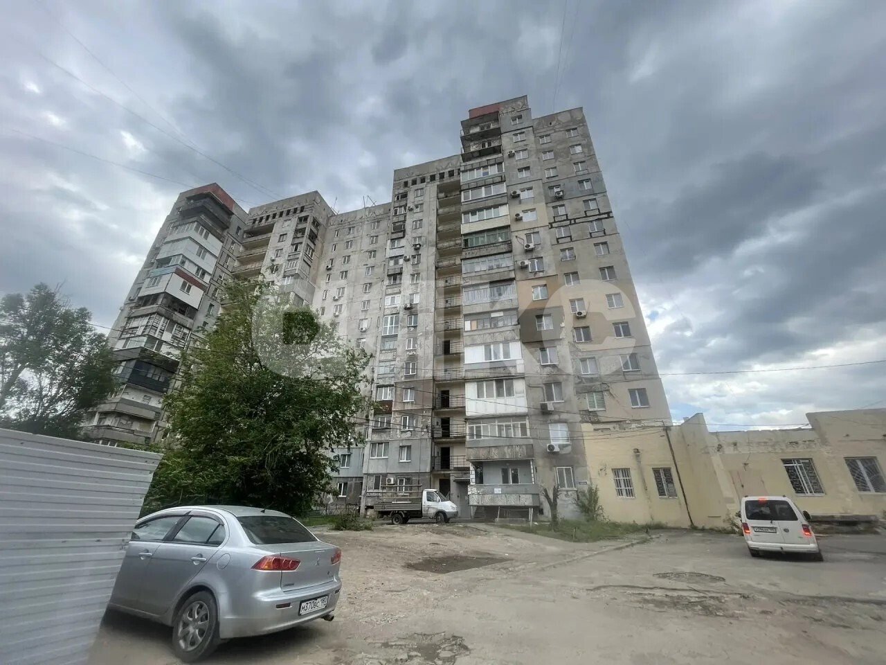 Фото №4: 2-комнатная квартира <span class="whitespace-nowrap">51 м²</span>, <span class="whitespace-nowrap">13/14 эт.</span> - Мариуполь, Жовтневый, Западный, мкр. 20-й, пр-кт Строителей, 161А