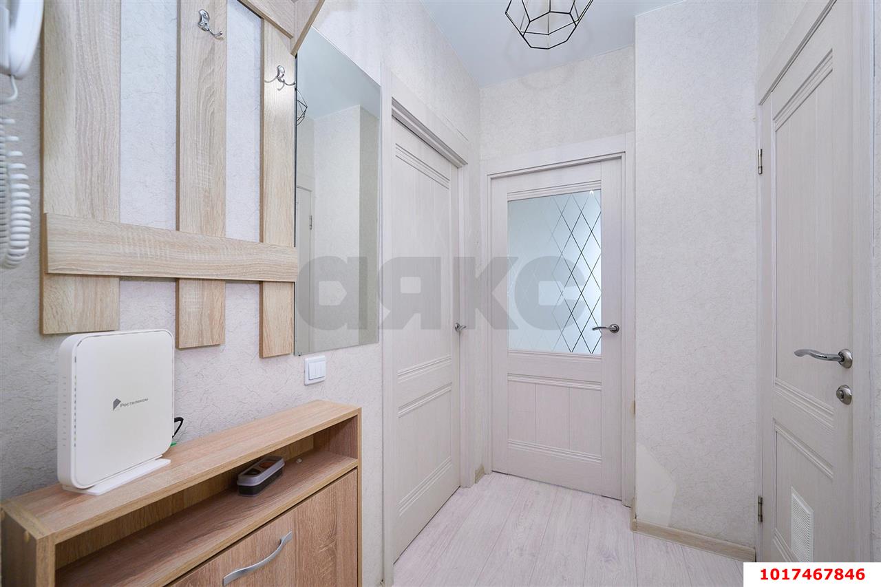 Фото №11: 1-комнатная квартира <span class="whitespace-nowrap">36 м²</span>, <span class="whitespace-nowrap">8/16 эт.</span> - Краснодар, Прикубанский внутригородской округ, Восточный, мкр. жилой комплекс Квартал № 6, ул. имени Героя Советского Союза Николая Воробьёва, 11