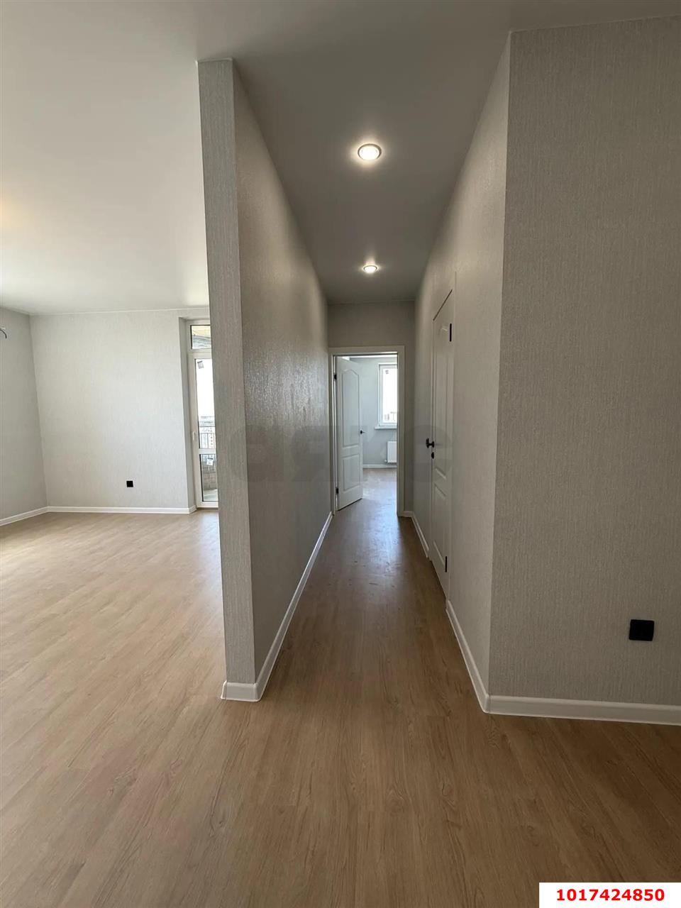 Фото №7: 1-комнатная квартира <span class="whitespace-nowrap">45 м²</span>, <span class="whitespace-nowrap">12/17 эт.</span> - Краснодар, Прикубанский внутригородской округ, мкр. 2-я Площадка, ул. Ветеранов, 85к4