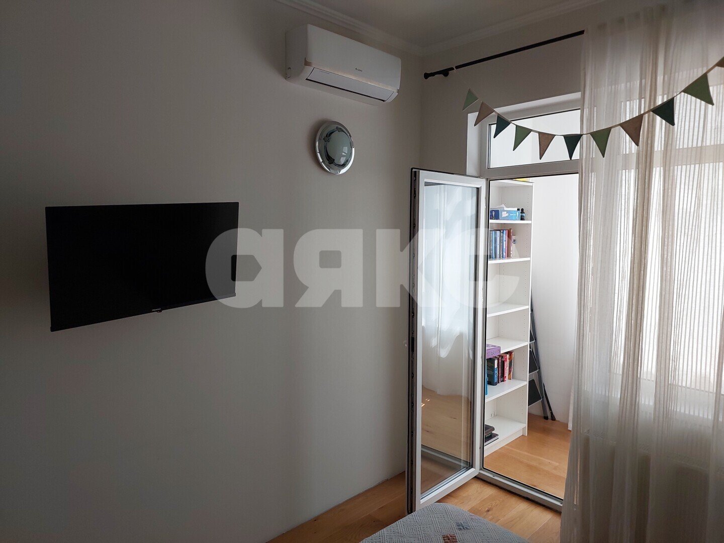 Фото №7: 2-комнатная квартира <span class="whitespace-nowrap">61 м²</span>, <span class="whitespace-nowrap">6/8 эт.</span> - Геленджик, Южный, квартал Южный, жилой комплекс Столичный квартал, мкр. жилой комлпекс Жуковский, ул. Витебская, 12к8