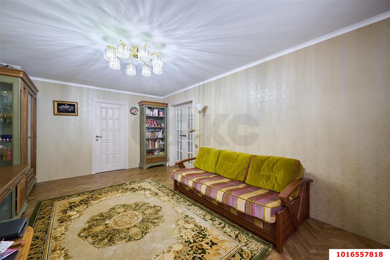 Фото №12: 2-комнатная квартира <span class="whitespace-nowrap">58 м²</span>, <span class="whitespace-nowrap">2/11 эт.</span> - Краснодар, Западный внутригородской округ, мкр. Центральный, ул. Октябрьская, 44