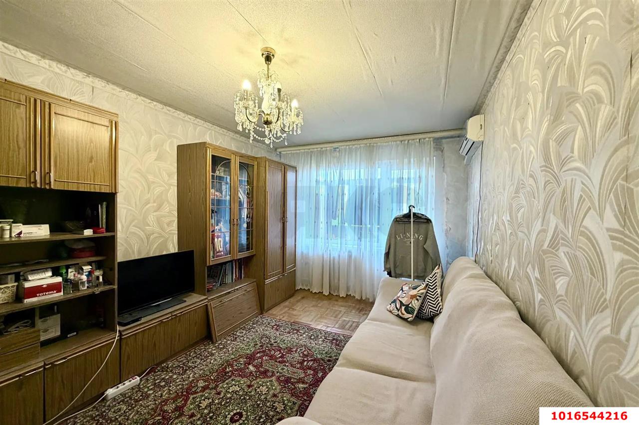 Фото №4: 2-комнатная квартира <span class="whitespace-nowrap">44 м²</span>, <span class="whitespace-nowrap">5/5 эт.</span> - Краснодар, Прикубанский внутригородской округ, мкр. Фестивальный, ул. Воровского, 223/1