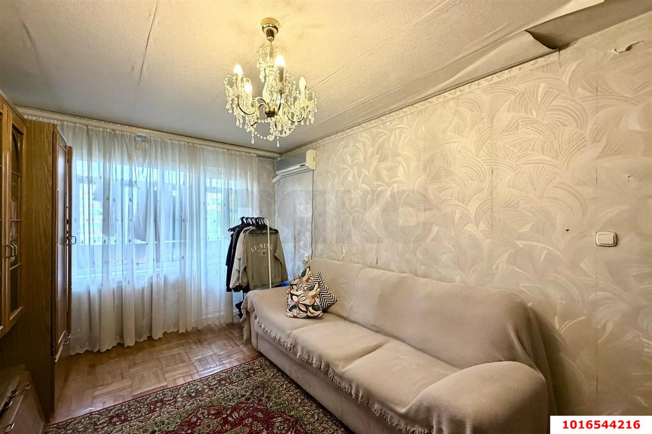Фото №3: 2-комнатная квартира <span class="whitespace-nowrap">44 м²</span>, <span class="whitespace-nowrap">5/5 эт.</span> - Краснодар, Прикубанский внутригородской округ, мкр. Фестивальный, ул. Воровского, 223/1