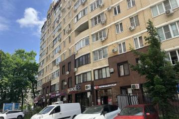 Фото №1: Торговое помещение 89 м², 1/10 эт. - Краснодар, мкр. ЖК Андерсен, ул. Героев-Разведчиков, 48