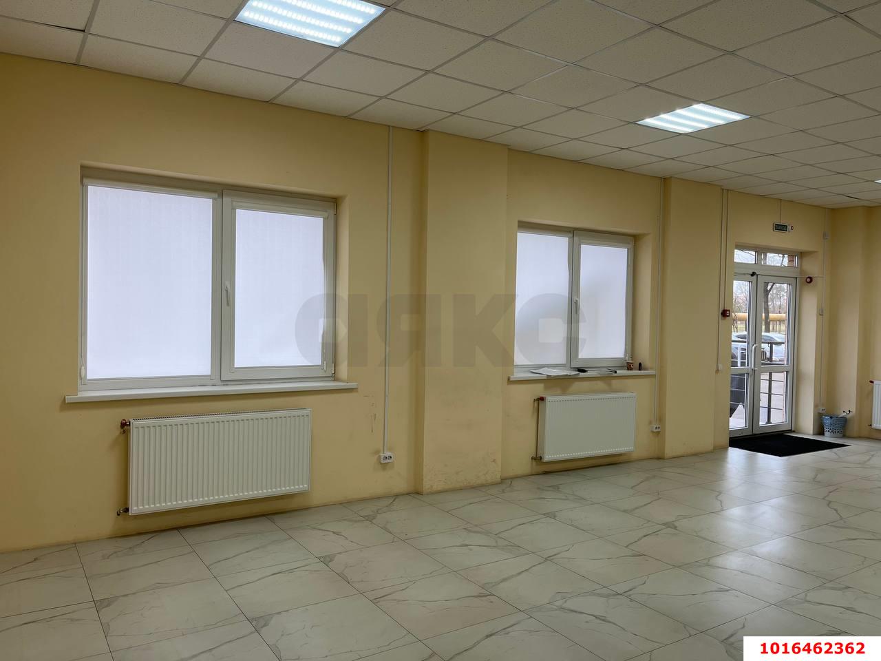 Фото №6: Торговое помещение <span class="whitespace-nowrap">70 м²</span>, <span class="whitespace-nowrap">1/16 эт.</span> - Краснодар, Карасунский внутригородской округ, Почтовый, мкр. жилой комплекс Авиатор, ул. имени Валерия Гассия, 2