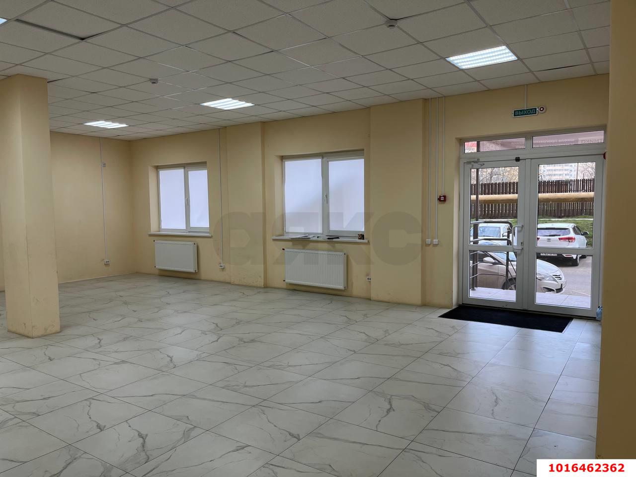 Фото №5: Торговое помещение <span class="whitespace-nowrap">70 м²</span>, <span class="whitespace-nowrap">1/16 эт.</span> - Краснодар, Карасунский внутригородской округ, Почтовый, мкр. жилой комплекс Авиатор, ул. имени Валерия Гассия, 2