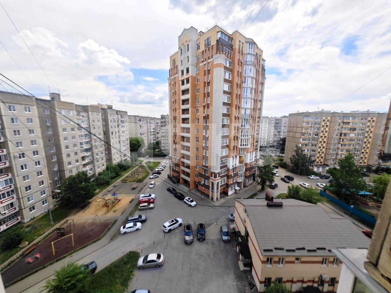 Фото №16: 2-комнатная квартира <span class="whitespace-nowrap">51 м²</span>, <span class="whitespace-nowrap">9/10 эт.</span> - Липецк, мкр. Октябрьский округ, ул. Юных Натуралистов, 9