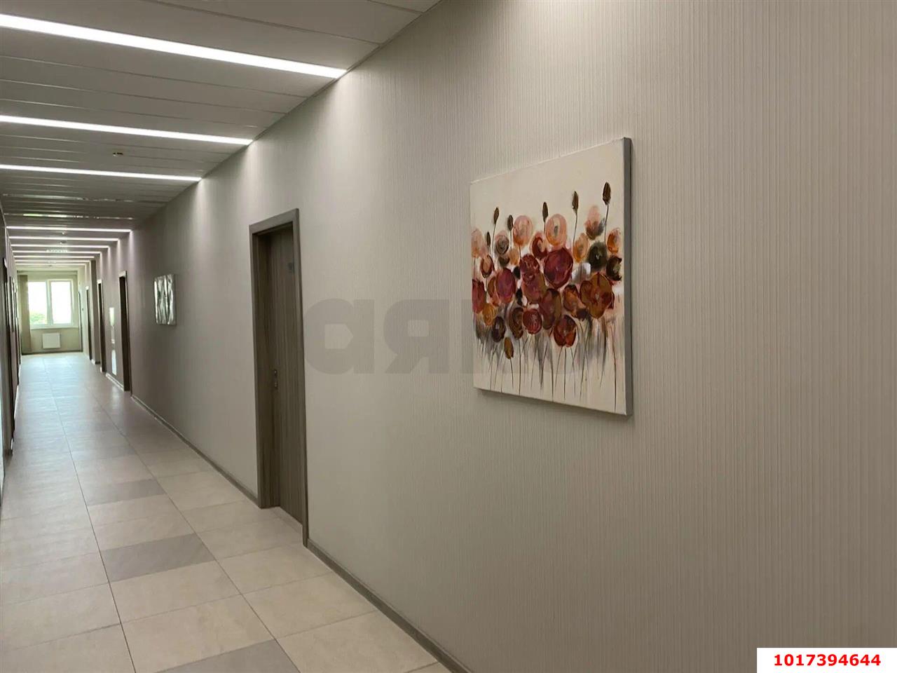 Фото №7: Офисное помещение <span class="whitespace-nowrap">40 м²</span>, <span class="whitespace-nowrap">5/6 эт.</span> - Краснодар, Центральный внутригородской округ, мкр. Центральный, ул. Митрофана Седина, 157