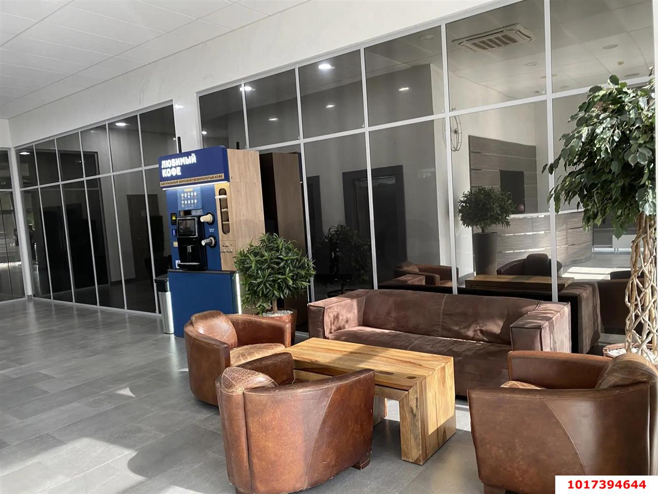 Фото №3: Офисное помещение <span class="whitespace-nowrap">40 м²</span>, <span class="whitespace-nowrap">5/6 эт.</span> - Краснодар, Центральный внутригородской округ, мкр. Центральный, ул. Митрофана Седина, 157
