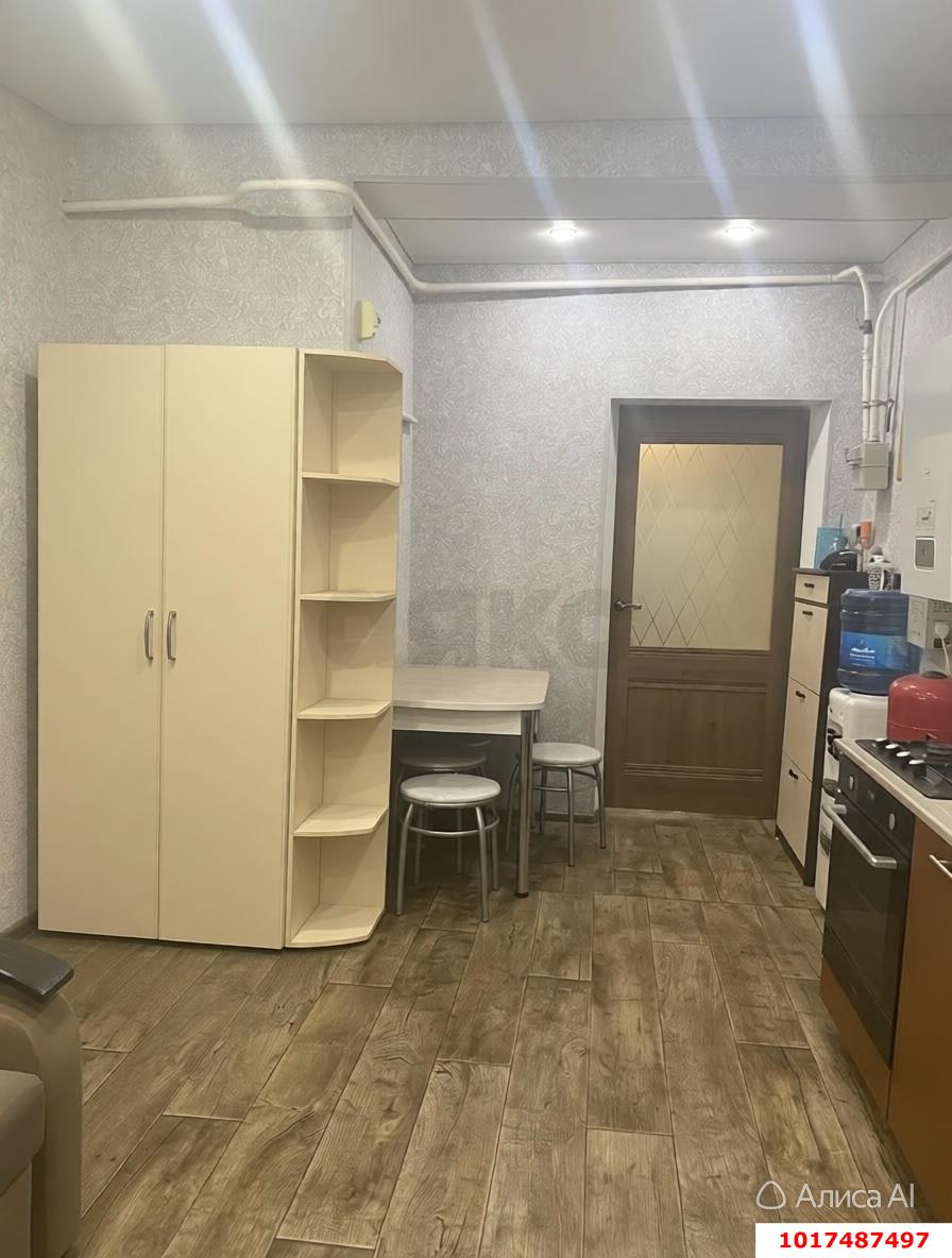 Фото №8: 3-комнатная квартира <span class="whitespace-nowrap">57 м²</span>, <span class="whitespace-nowrap">1/1 эт.</span> - Краснодар, Центральный внутригородской округ, Черёмушки, мкр. Дубинка, пр-д 1-й  Стасова, 92