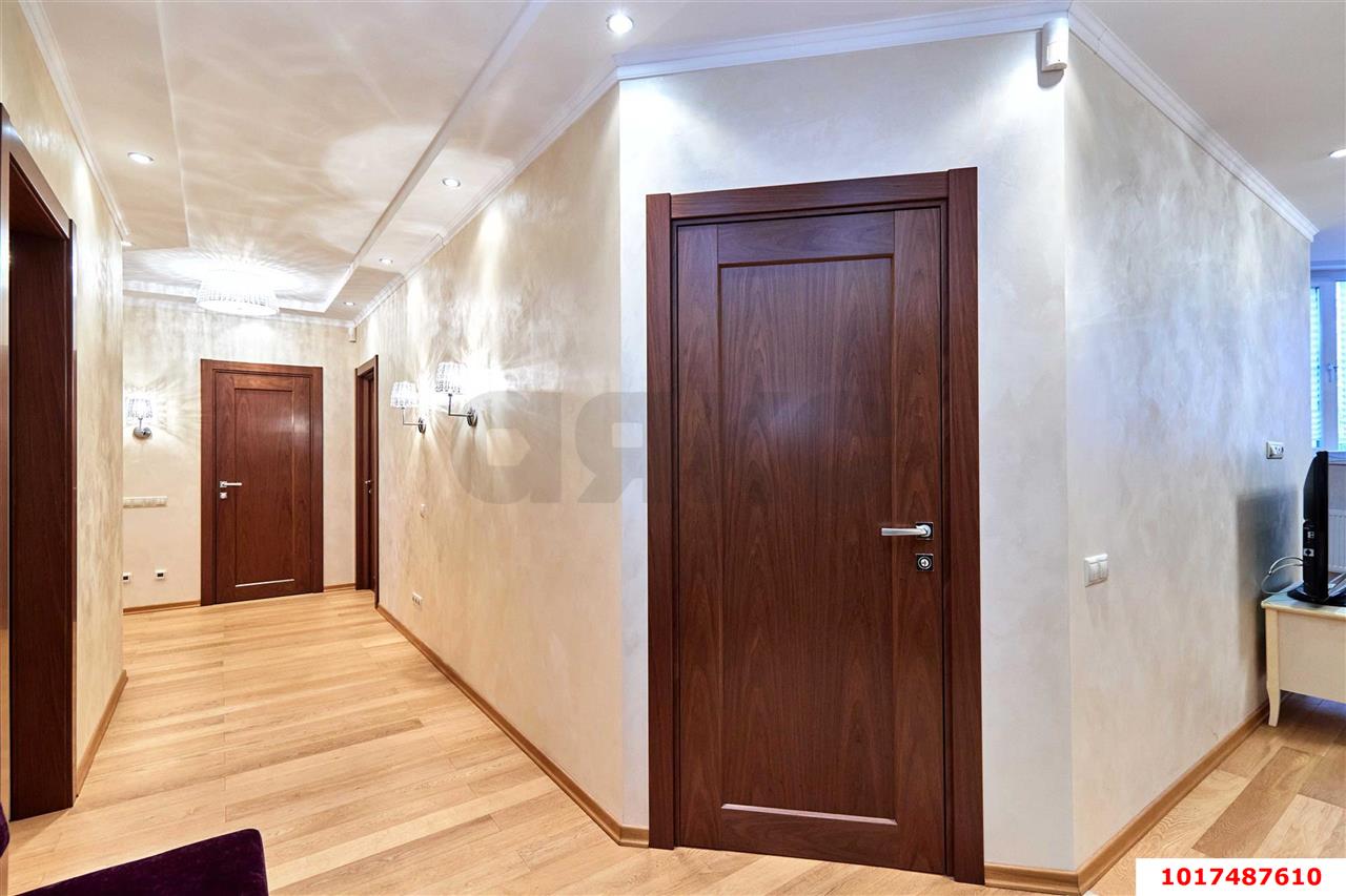 Фото №18: 3-комнатная квартира <span class="whitespace-nowrap">93 м²</span>, <span class="whitespace-nowrap">3/17 эт.</span> - Краснодар, Прикубанский внутригородской округ, Солнечный, мкр. Фестивальный, ул. Яна Полуяна, 51/1