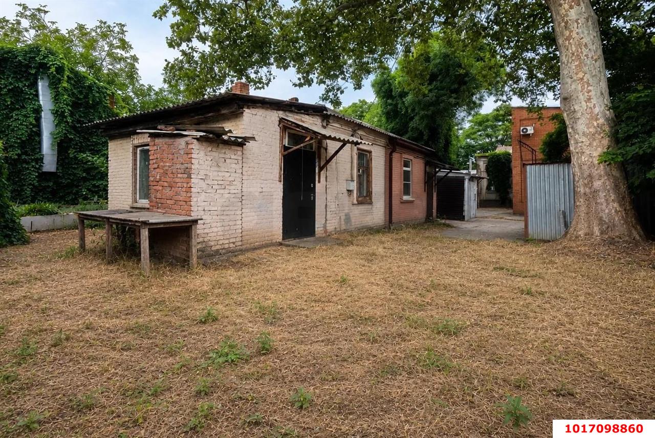 Фото №5: 1-комнатная квартира <span class="whitespace-nowrap">22 м²</span>, <span class="whitespace-nowrap">1/1 эт.</span> - Краснодар, Западный внутригородской округ, мкр. Центральный, ул. имени Максима Горького, 95