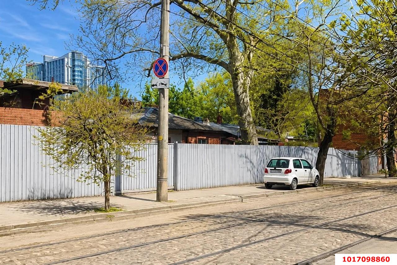 Фото №6: 1-комнатная квартира <span class="whitespace-nowrap">22 м²</span>, <span class="whitespace-nowrap">1/1 эт.</span> - Краснодар, Западный внутригородской округ, мкр. Центральный, ул. имени Максима Горького, 95