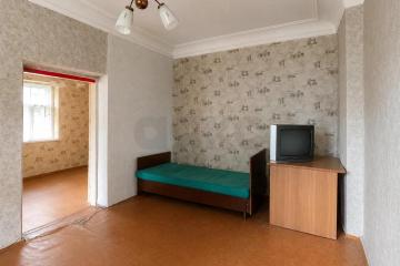 Фото №1: 1-комнатная квартира <span class="whitespace-nowrap">22 м²</span>, <span class="whitespace-nowrap">1/1 эт.</span> - Краснодар, мкр. Центральный, ул. имени Максима Горького, 95