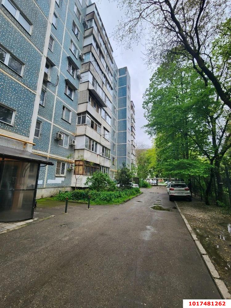 Фото №12: 1-комнатная квартира <span class="whitespace-nowrap">36 м²</span>, <span class="whitespace-nowrap">4/9 эт.</span> - Краснодар, Прикубанский внутригородской округ, мкр. Завод Измерительных Приборов, ул. имени 40-летия Победы, 41