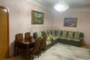 Фото №1: 3-комнатная квартира <span class="whitespace-nowrap">76 м²</span>, <span class="whitespace-nowrap">1/3 эт.</span> - Краснодар, мкр. имени Н.И. Вавилова, ул. имени Калинина, 1к9