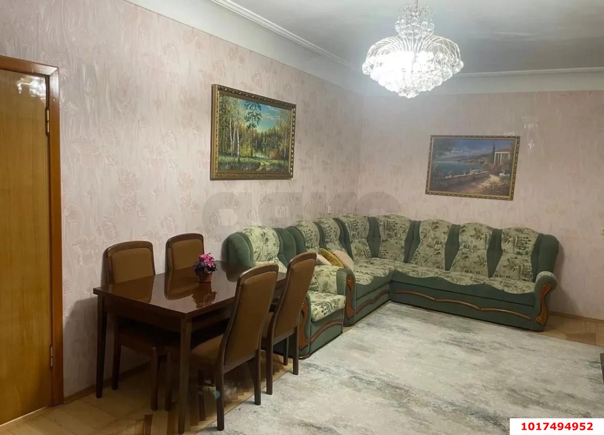 Фото №1: 3-комнатная квартира <span class="whitespace-nowrap">76 м²</span>, <span class="whitespace-nowrap">1/3 эт.</span> - Краснодар, Прикубанский внутригородской округ, мкр. имени Н.И. Вавилова, ул. имени Калинина, 1к9