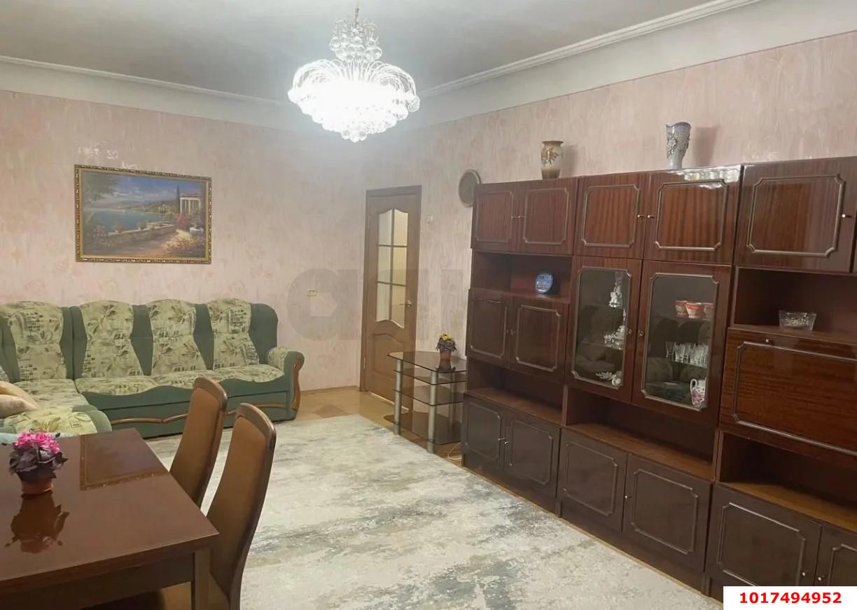 Фото №2: 3-комнатная квартира <span class="whitespace-nowrap">76 м²</span>, <span class="whitespace-nowrap">1/3 эт.</span> - Краснодар, Прикубанский внутригородской округ, мкр. имени Н.И. Вавилова, ул. имени Калинина, 1к9