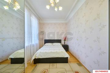 Фото №1: 3-комнатная квартира <span class="whitespace-nowrap">76 м²</span>, <span class="whitespace-nowrap">3/3 эт.</span> - Краснодар, мкр. имени Н.И. Вавилова, ул. имени Калинина, 1к9