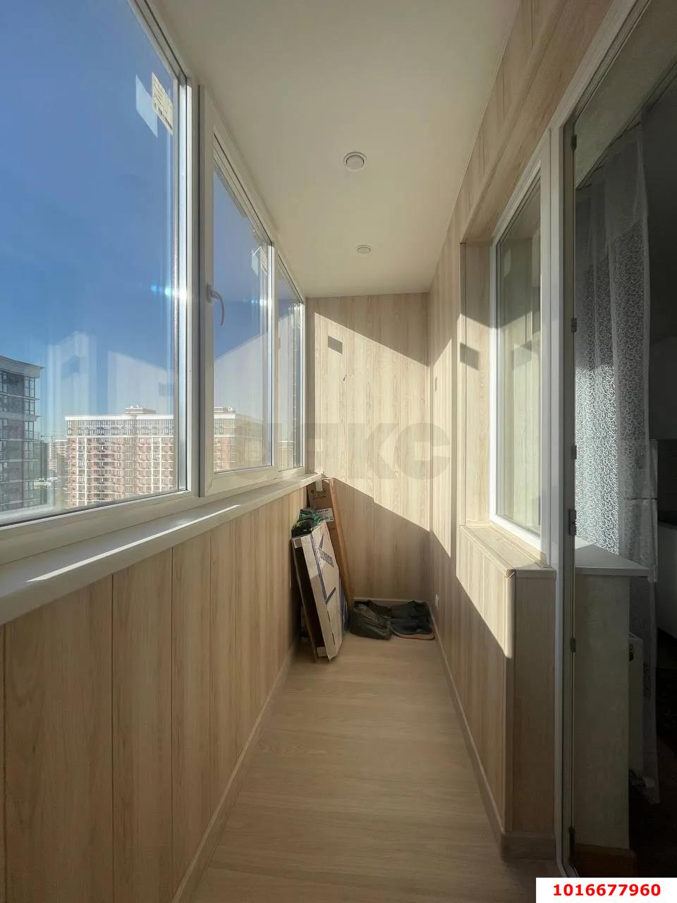 Фото №8: 1-комнатная квартира <span class="whitespace-nowrap">33 м²</span>, <span class="whitespace-nowrap">13/16 эт.</span> - Краснодар, Прикубанский внутригородской округ, мкр. жилой комплекс Самолёт-2, ул. Западный Обход, 57