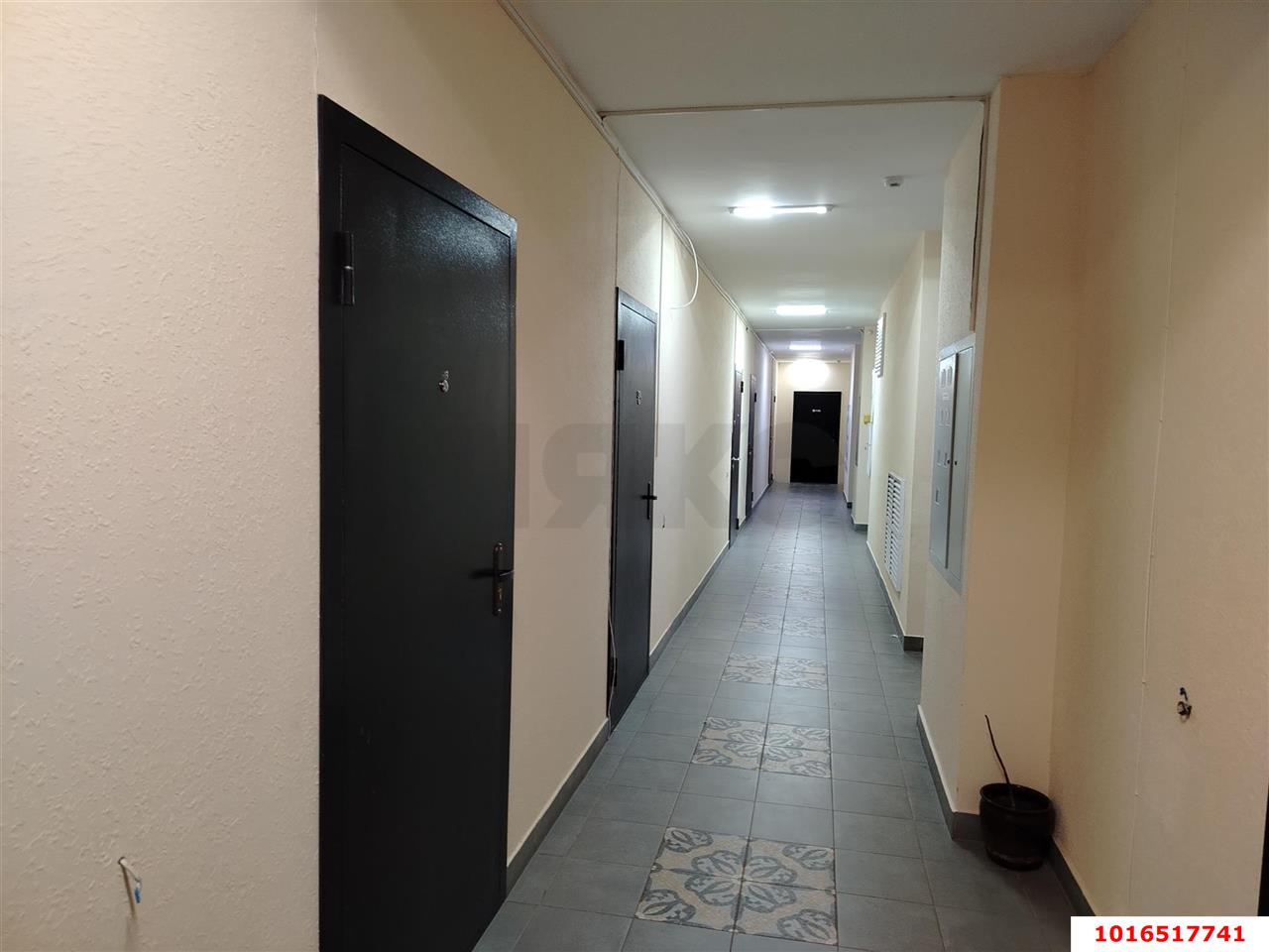 Фото №10: Студия <span class="whitespace-nowrap">26 м²</span>, <span class="whitespace-nowrap">10/17 эт.</span> - Краснодар, Прикубанский внутригородской округ, мкр. Славянский, ул. Заполярная, 37к4