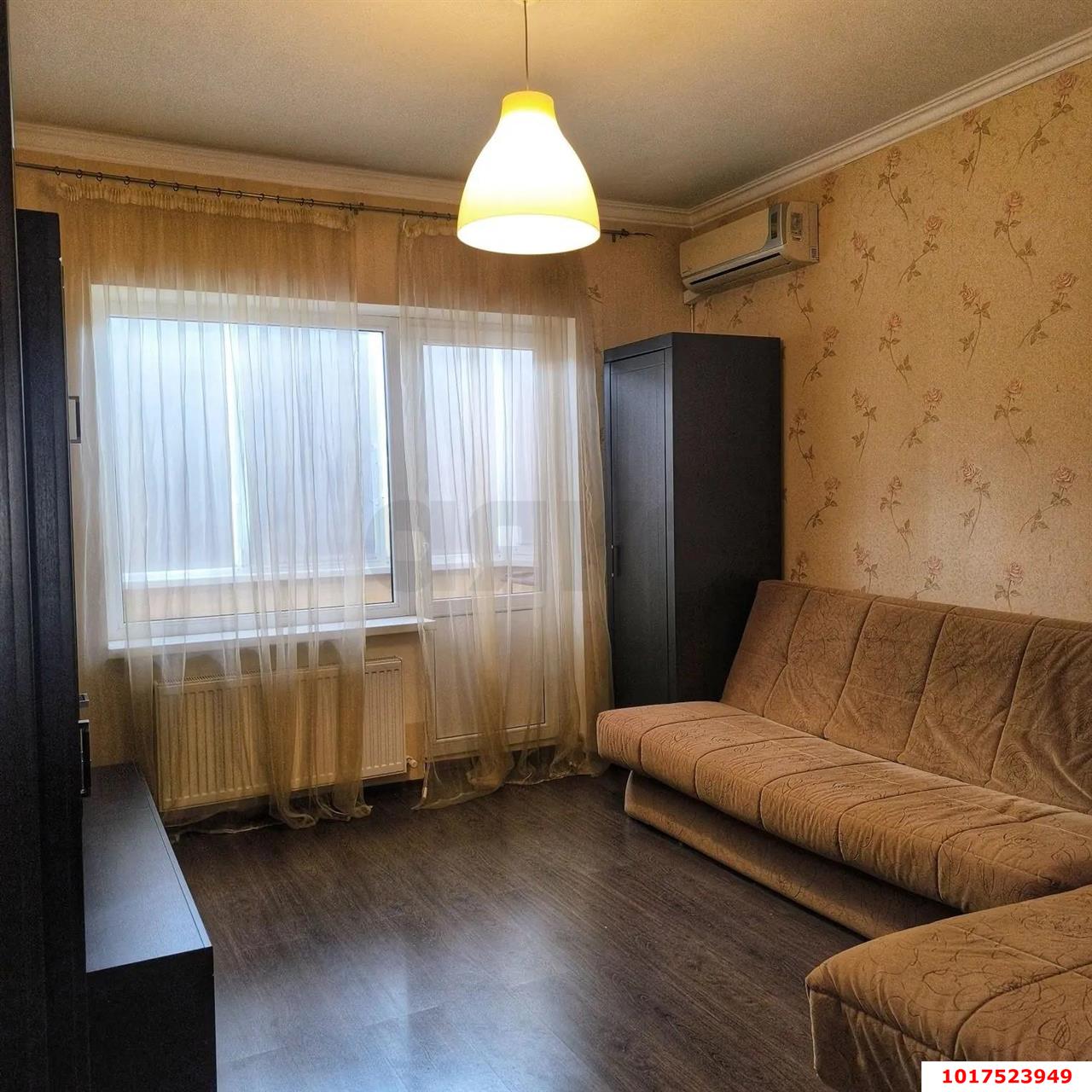 Фото №7: 1-комнатная квартира <span class="whitespace-nowrap">30 м²</span>, <span class="whitespace-nowrap">3/4 эт.</span> - Краснодар, Западный внутригородской округ, мкр. Центральный, ул. Братьев Игнатовых, 52/1