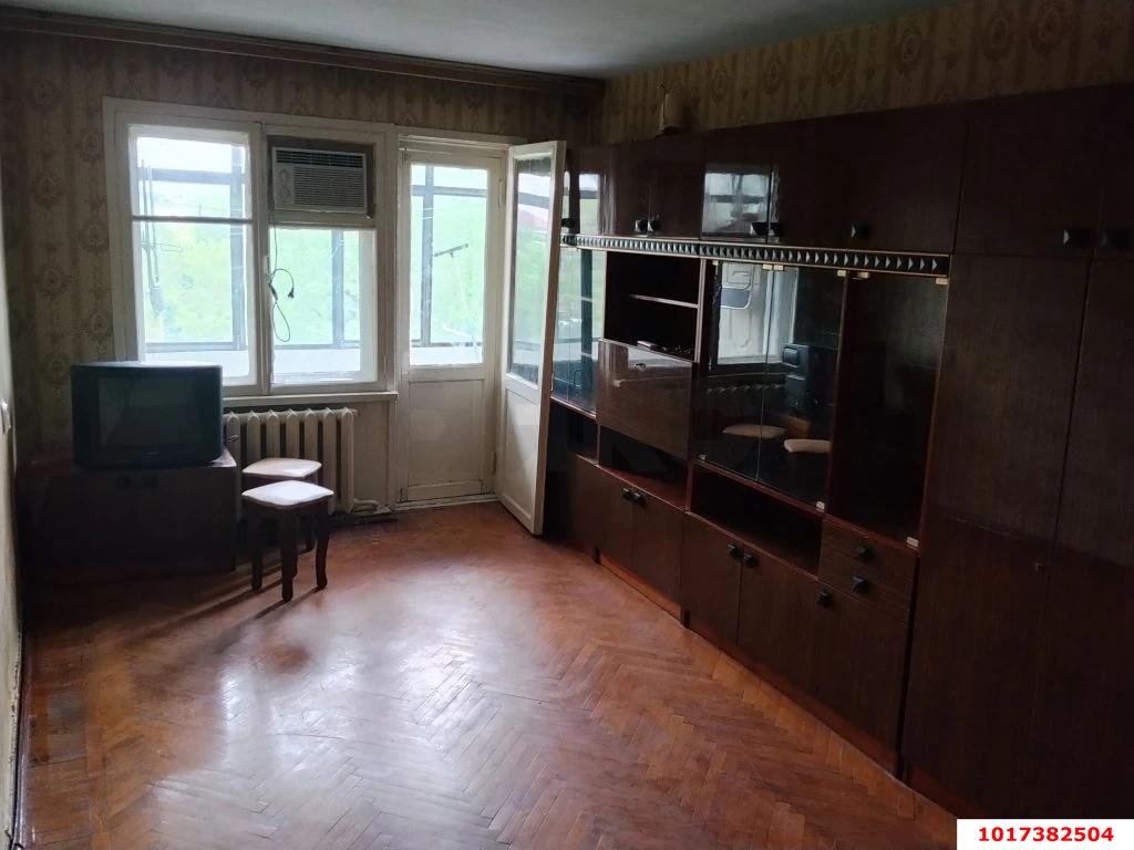 Фото №1: 2-комнатная квартира <span class="whitespace-nowrap">44 м²</span>, <span class="whitespace-nowrap">5/5 эт.</span> - Краснодар, Карасунский внутригородской округ, мкр. Черёмушки, ул. Ставропольская, 125
