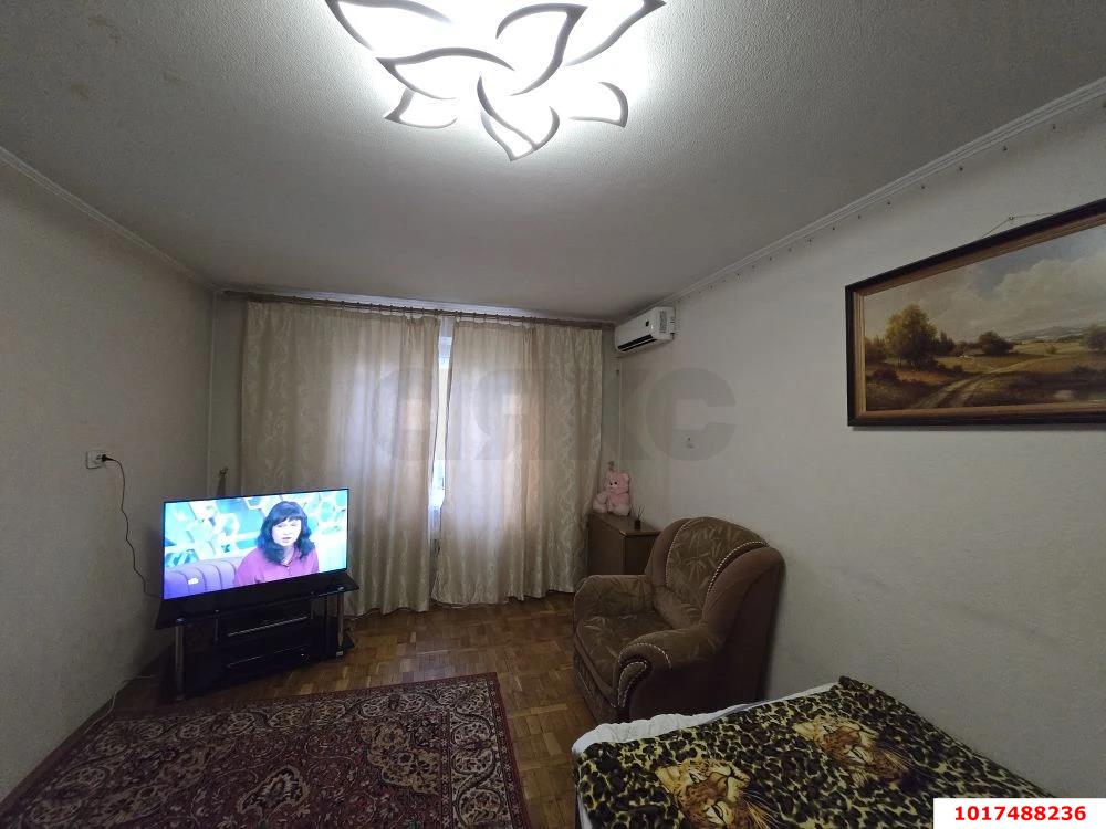 Фото №8: 2-комнатная квартира <span class="whitespace-nowrap">55 м²</span>, <span class="whitespace-nowrap">1/12 эт.</span> - Краснодар, Западный внутригородской округ, мкр. Юбилейный, б-р Платановый, 10