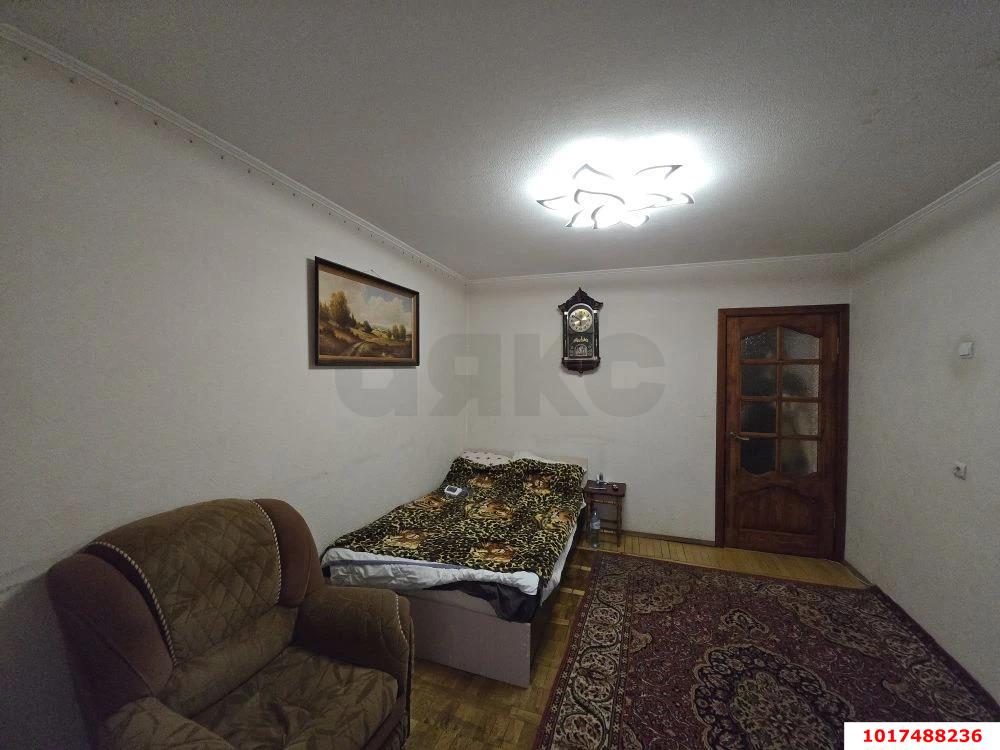 Фото №6: 2-комнатная квартира <span class="whitespace-nowrap">55 м²</span>, <span class="whitespace-nowrap">1/12 эт.</span> - Краснодар, Западный внутригородской округ, мкр. Юбилейный, б-р Платановый, 10