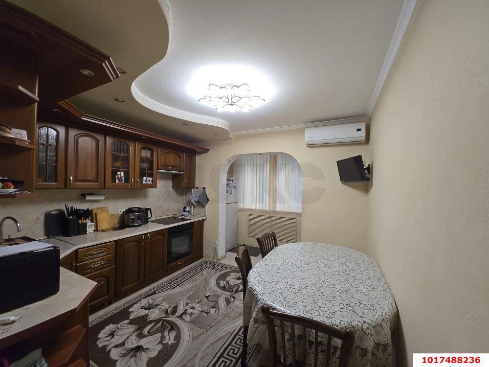 Фото №4: 2-комнатная квартира <span class="whitespace-nowrap">55 м²</span>, <span class="whitespace-nowrap">1/12 эт.</span> - Краснодар, Западный внутригородской округ, мкр. Юбилейный, б-р Платановый, 10