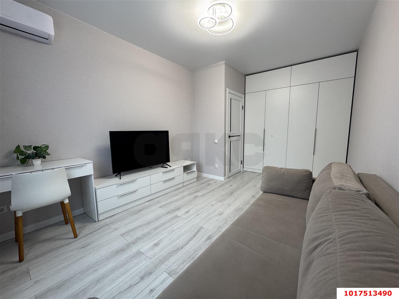 Фото №5: 1-комнатная квартира <span class="whitespace-nowrap">34 м²</span>, <span class="whitespace-nowrap">7/9 эт.</span> - Краснодар, Прикубанский внутригородской округ, мкр. жилой комплекс Спортивная Деревня, ул. имени Генерала Корнилова, 14к1