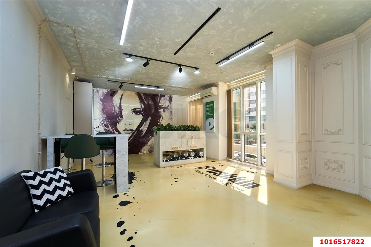Фото №6: Офисное помещение <span class="whitespace-nowrap">71 м²</span>, <span class="whitespace-nowrap">2/13 эт.</span> - Краснодар, Западный внутригородской округ, мкр. Центральный, ул. имени Пушкина, 2