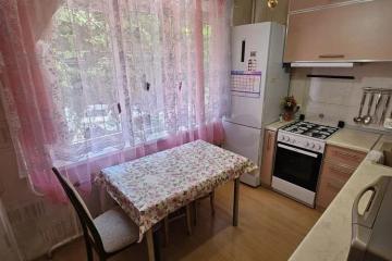 Фото №1: 2-комнатная квартира <span class="whitespace-nowrap">47 м²</span>, <span class="whitespace-nowrap">2/5 эт.</span> - Сочи, мкр. Заречный, ул. Макаренко, 24