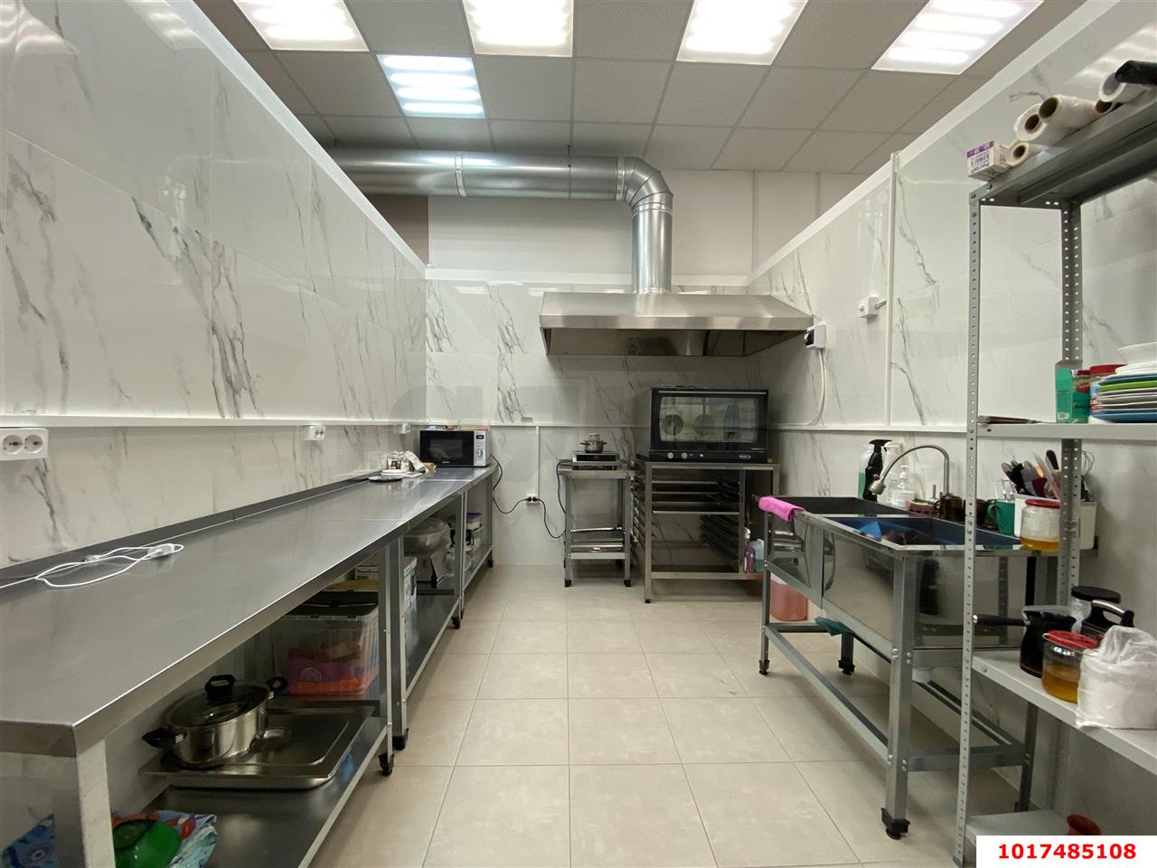Фото №4: Торговое помещение <span class="whitespace-nowrap">54 м²</span>, <span class="whitespace-nowrap">1/12 эт.</span> - Краснодар, Прикубанский внутригородской округ, Славянский, мкр. Светлоград, ул. Красных Партизан, 1/4к8