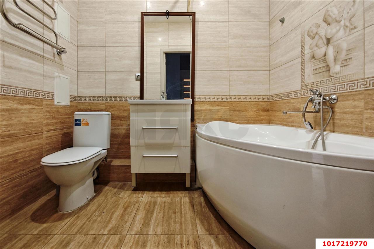 Фото №4: 1-комнатная квартира <span class="whitespace-nowrap">46 м²</span>, <span class="whitespace-nowrap">13/19 эт.</span> - Краснодар, Прикубанский внутригородской округ, мкр. 9-й километр, пр-д Репина, 5