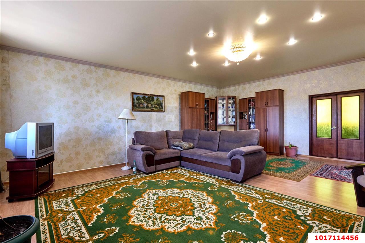 Фото №5: Дом <span class="whitespace-nowrap">227 м²</span> <span class="whitespace-nowrap">+ 11.59 сот.</span>, <span class="whitespace-nowrap">2 эт.</span> - Северская, ул. Школьная, 21А
