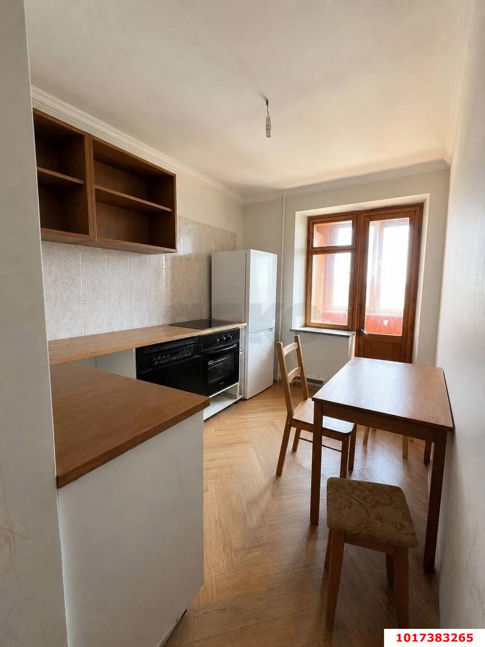 Фото №2: 2-комнатная квартира <span class="whitespace-nowrap">49 м²</span>, <span class="whitespace-nowrap">9/9 эт.</span> - Краснодар, Прикубанский внутригородской округ, мкр. Завод Измерительных Приборов, ул. Московская, 76