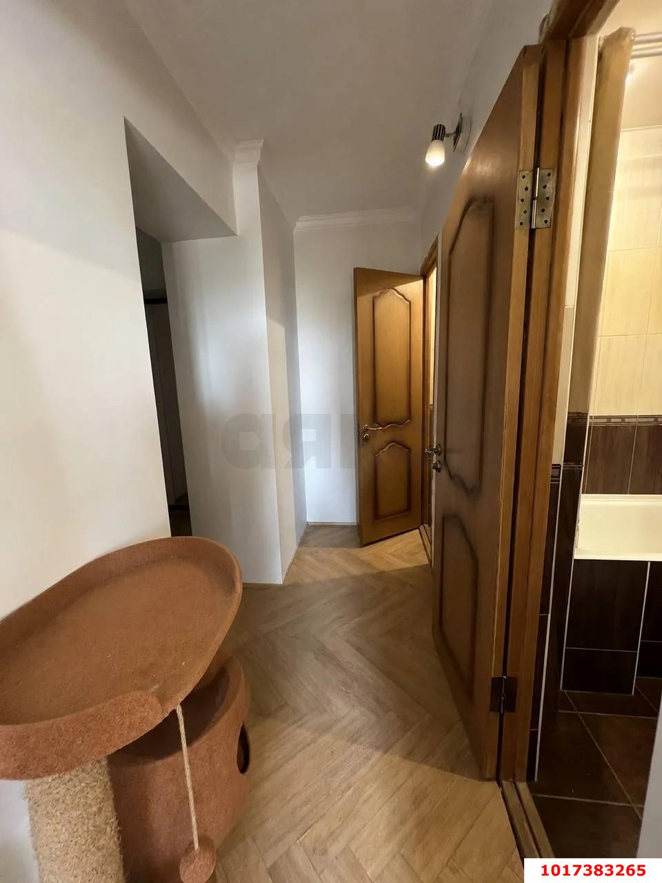 Фото №8: 2-комнатная квартира <span class="whitespace-nowrap">49 м²</span>, <span class="whitespace-nowrap">9/9 эт.</span> - Краснодар, Прикубанский внутригородской округ, мкр. Завод Измерительных Приборов, ул. Московская, 76