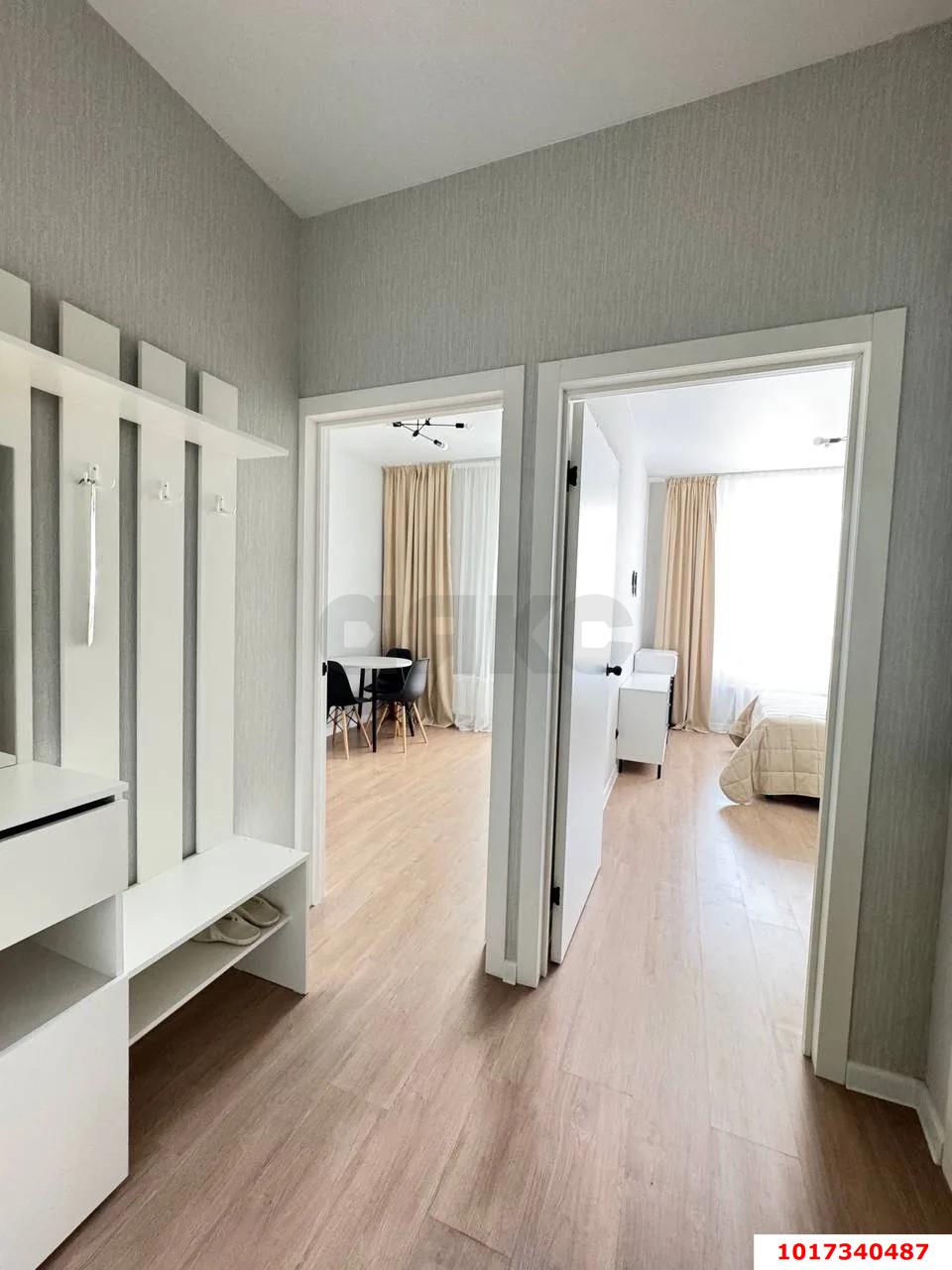 Фото №7: 1-комнатная квартира <span class="whitespace-nowrap">33 м²</span>, <span class="whitespace-nowrap">16/24 эт.</span> - Краснодар, Центральный внутригородской округ, Черёмушки, мкр. ЖК Фонтаны